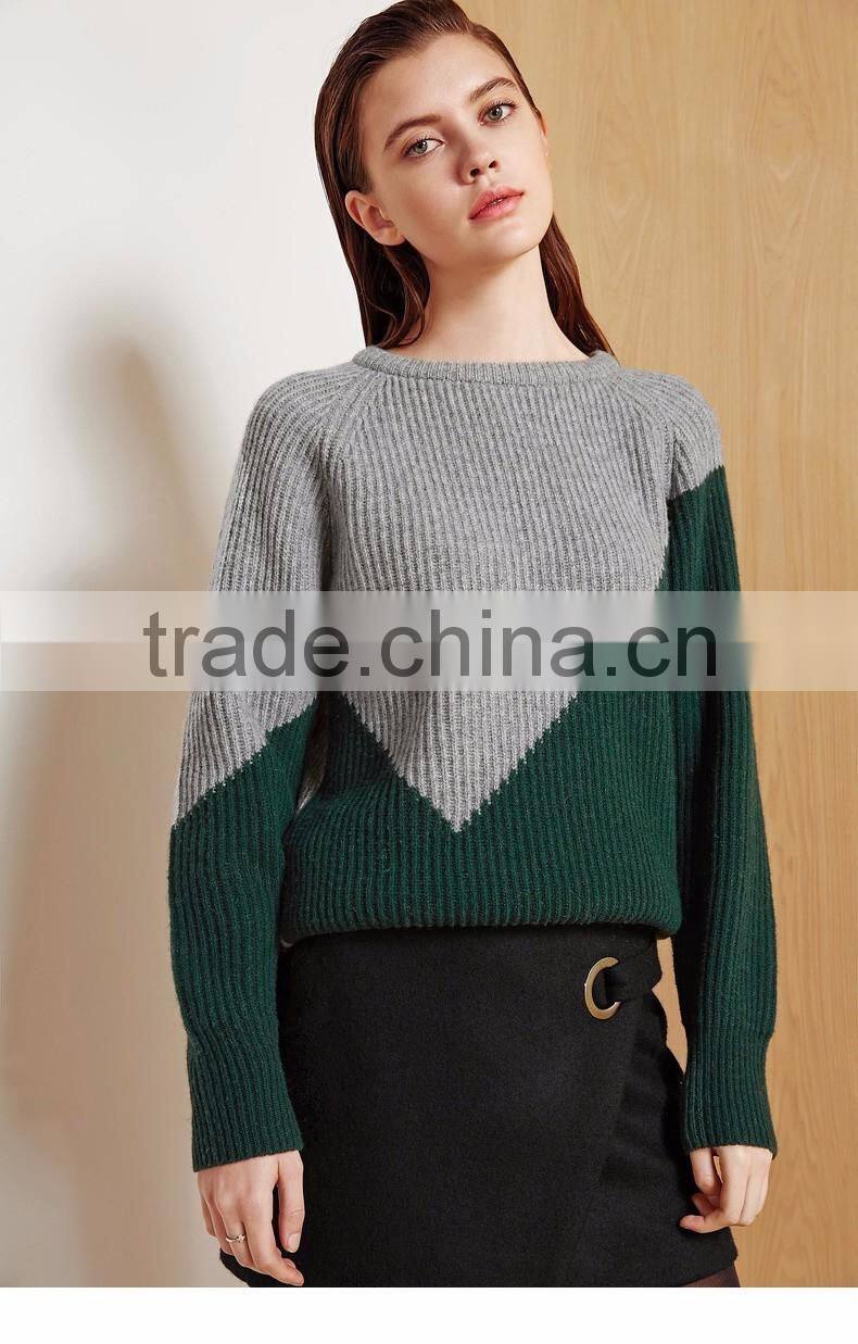 women Geometric design sweater 2017 new style green color pullover sweater
