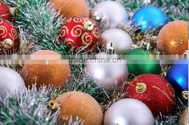 Plastic Christmas Ball Ornaments