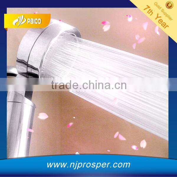 Shower Head with Ceramic Ball Filter/Aromas
