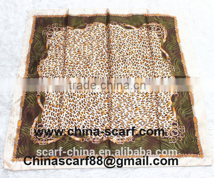 Silk scarf leopard print