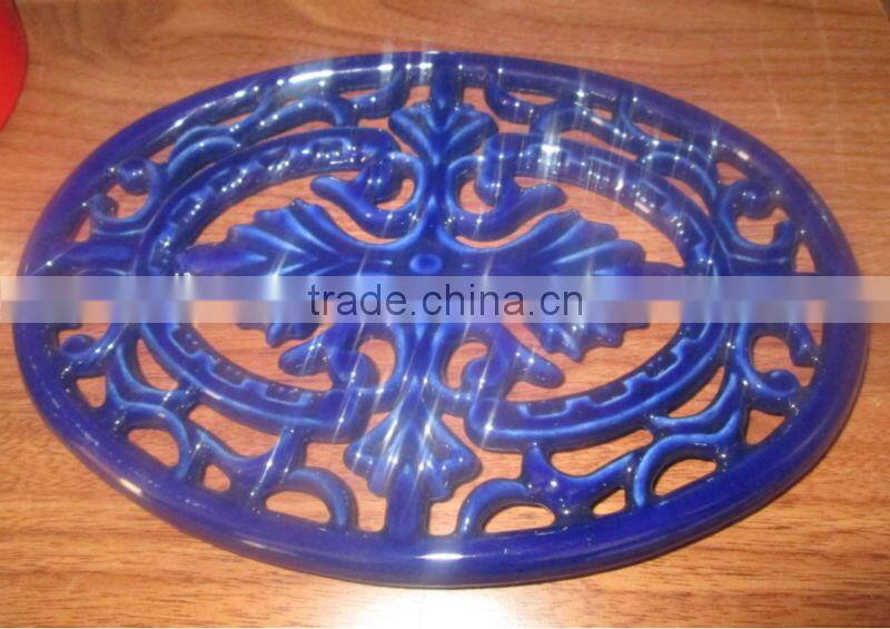 cast iron table mat/trivet
