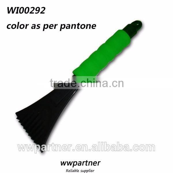 glove ice scraper / roof scraper