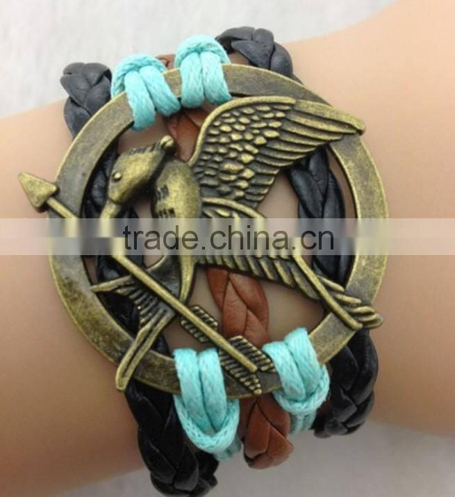 Silk thread bangles laugh at the bird fashion bracelet