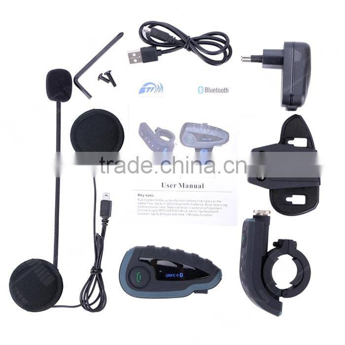 SZwinzon V8 Motorcycle Bluetooth Helmet Intercom Headset 5 Riders Talk at The Same Time Remote Control NFC FM 1200M