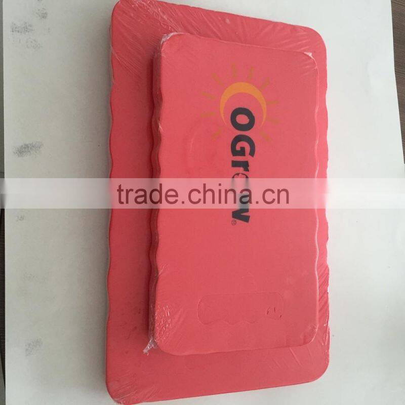 AVAILABLE IN 2 SIZEA GARDEN KNEELING PADS