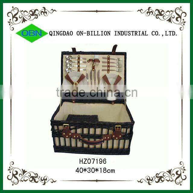 Newly woven lunch basket with lid and lining