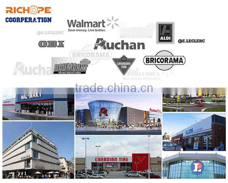 Hedge Trimmer with 2-stroke engine