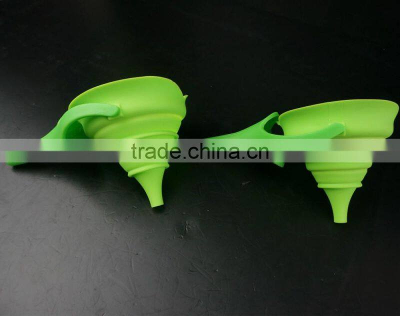 16126 silicone folding funnel with pp handle