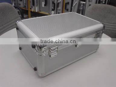 2013 new design UK style Aluminum instrument case with logo print