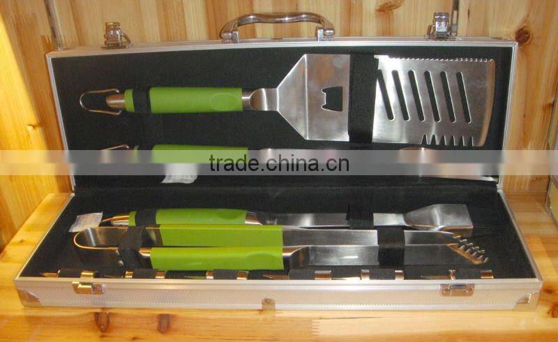 Set of 5pcs bbq w. Aluminium box