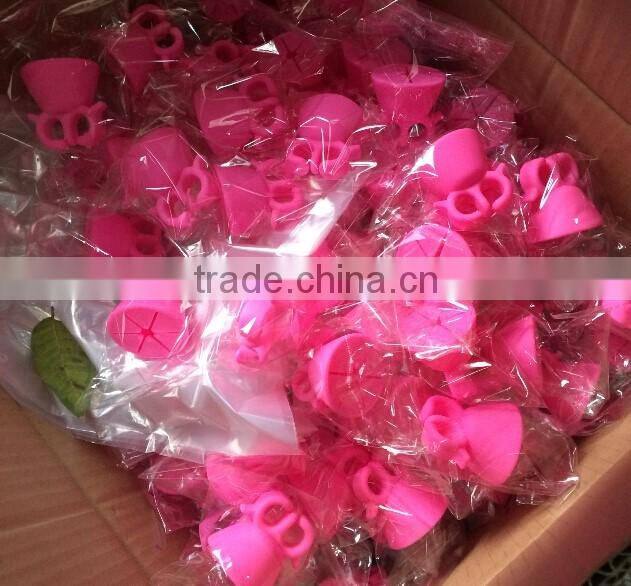 Wholesale Fashion Shape customized logo diamond silicone finger wearable nail polish bottle holder