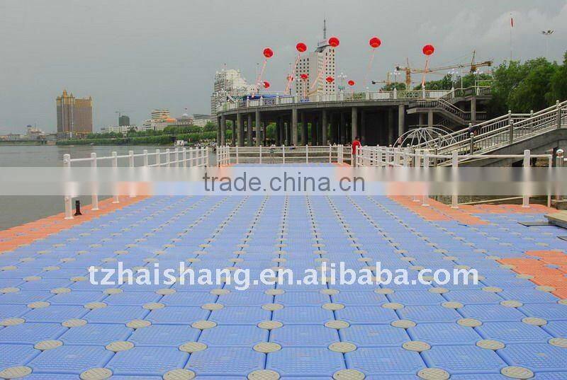 plastic floating platform