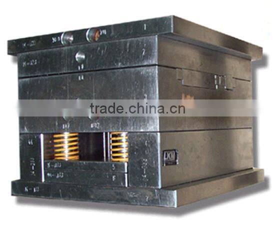 plastic injection frisbee mould