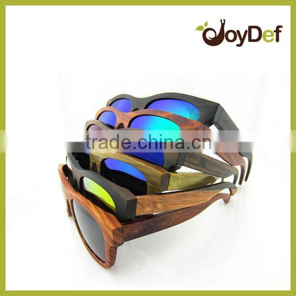 The metal frame with colorful mirror lens sunglasses