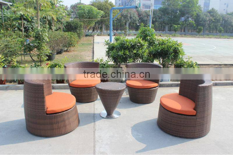 Outdoor Synthetic Rattan Furniture 4 Seated Leisure Table And Chairs