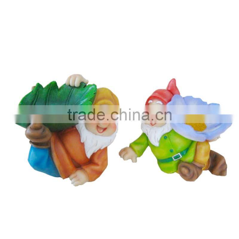 Polyresin garden gnome