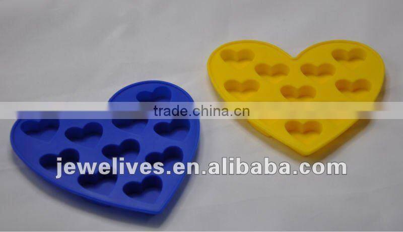 2013 fashion heart shape silicone ice cube tray