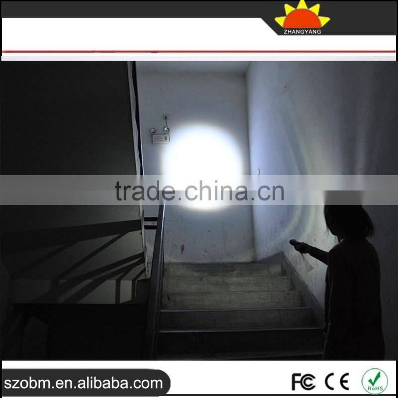 2016 latest OEM XML-T6 3 mode 1000 lumens focus adjustable LED flashlight