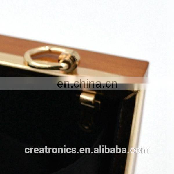 CR Factory OEM acceptable engraving patterns hollowed-out design metal frame long chain rectangled shaped wooden box clutch bag