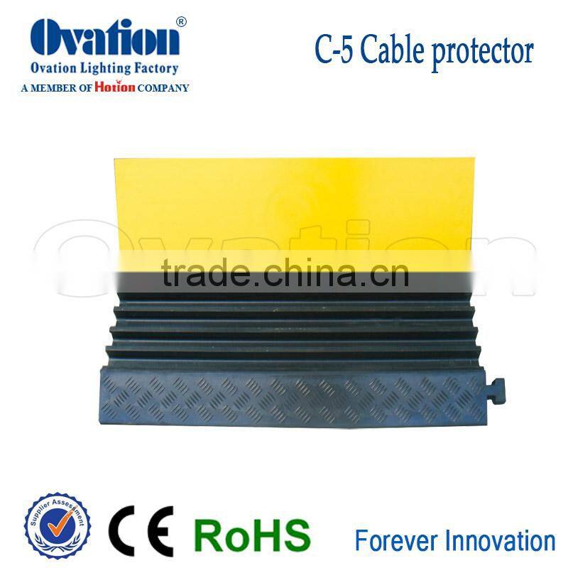 Black & Yellow 5 Channels Not Easy To Bad PVC Cable Protector Outdoor