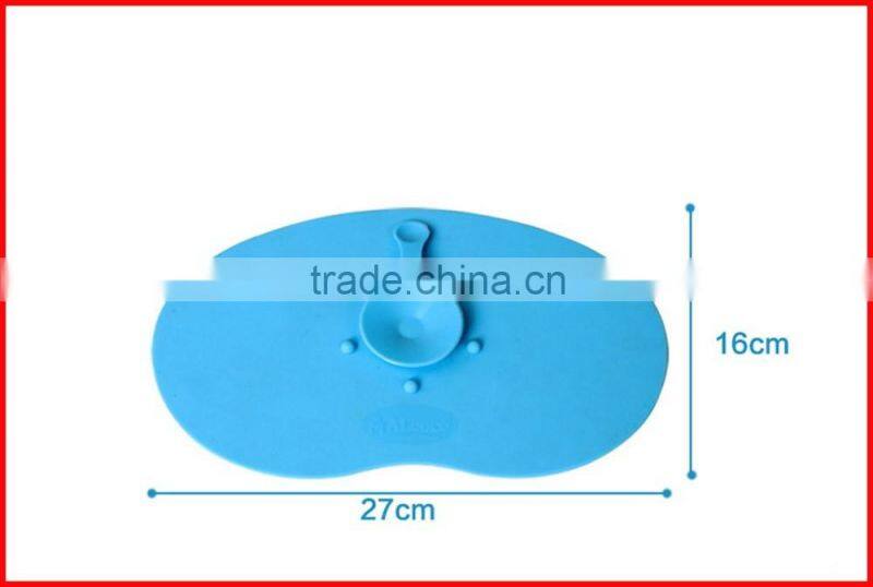 Baby training dinner suctio bowl on table