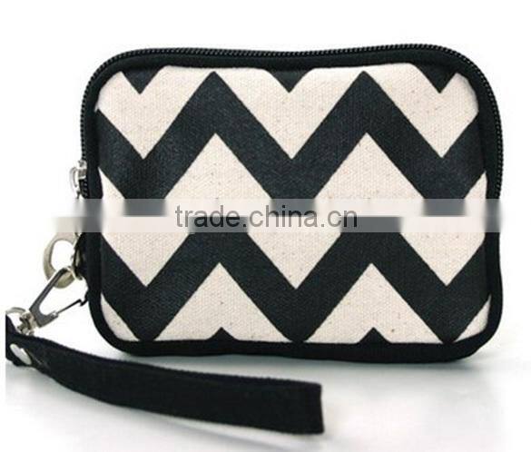 Canvas Chevron Cell Phone Print Wristlet Wallet