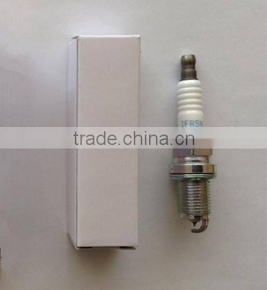 LR005253 spark plug set