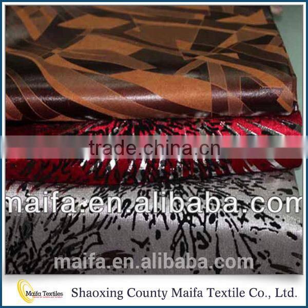 China Manufacturer Modern Beautiful jacquard chenille upholstery fabric