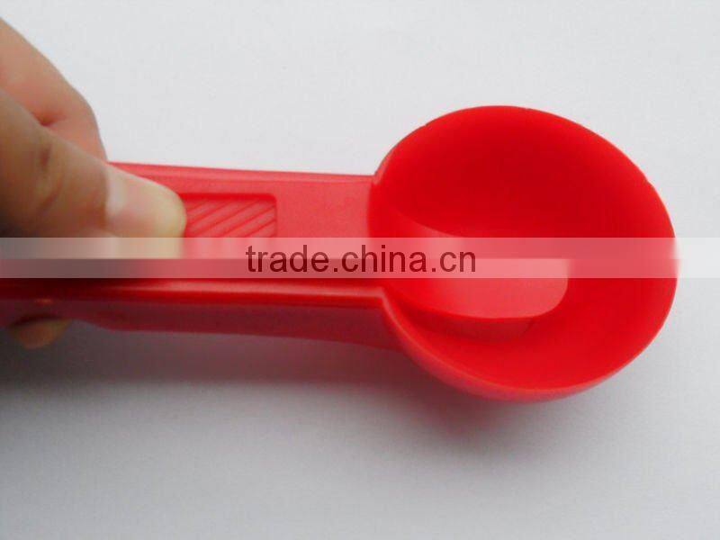 Household plastic colorful spoon for icecream