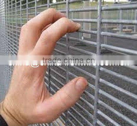 Anti Climb 358 Welded Mesh Fence