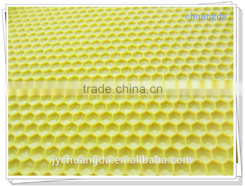 Hot High Quality And Durable Plastic Foundation Sheet and Plastic Bee Frame For Beekeeping