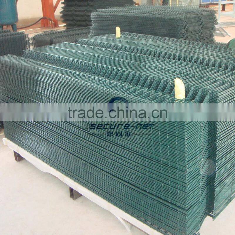 The price is right have a credibility the airport fence