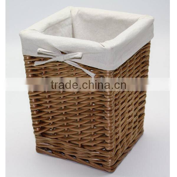 square wicker in car waste bin