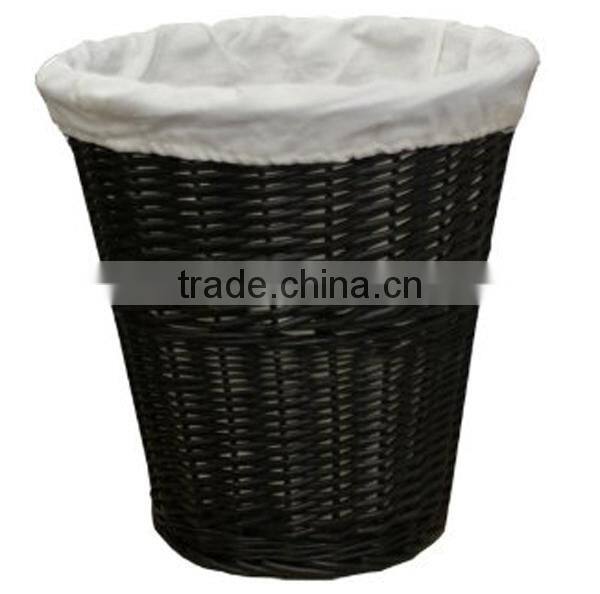 square wicker in car waste bin