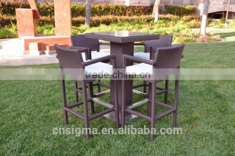 2017 Trade Assurance High Quality Guaranteed PE Rattan Resin Wicker Glassic table set for garden and patio