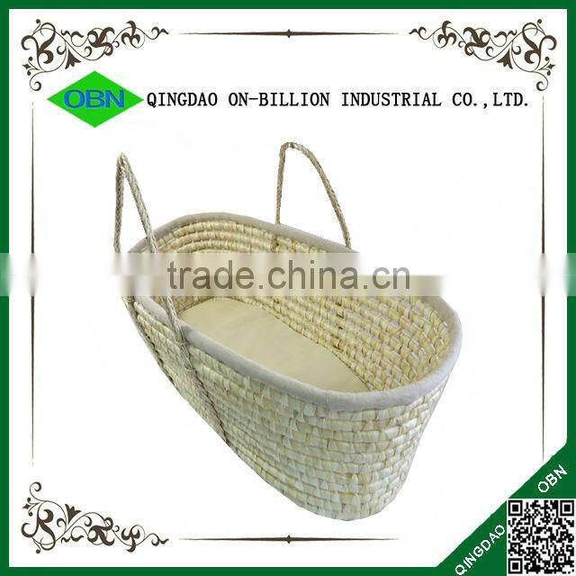 Maize woven baby sleeping basket baby carry basket with braided handle