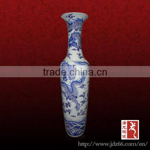 Art deign excellent quality red glazed candy jar for home use made in jingdezhen