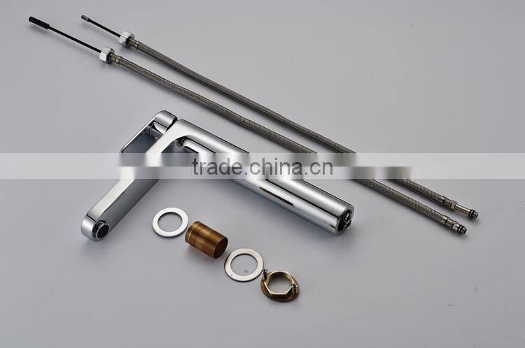 antique brass faucet for bathroom basin