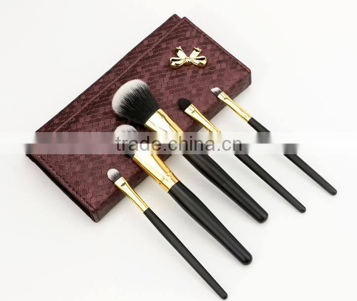 essential 5 pcs synthetic hair makeup brush set leather case
