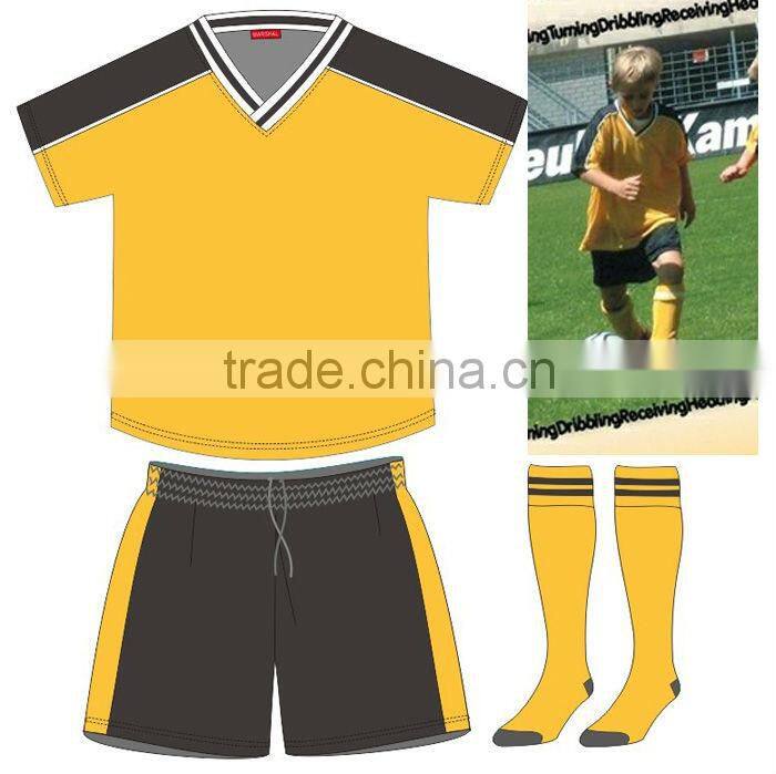 Pink soccer jersey for children customized soccer uniforms boy/girls/kids football jersey manufacture