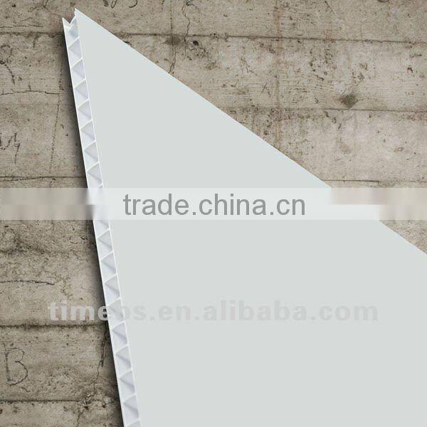 Corrugated plastic protection board