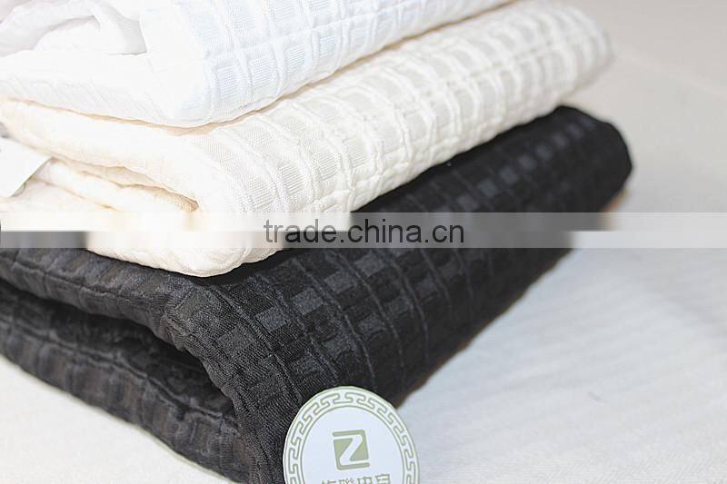 Quilted polyester fabric jacquard with perfect model for women's fashion shorts