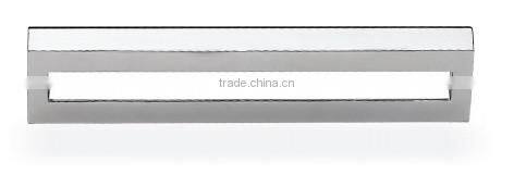 Simple rectangular Hale wardrobe cabinets door handle