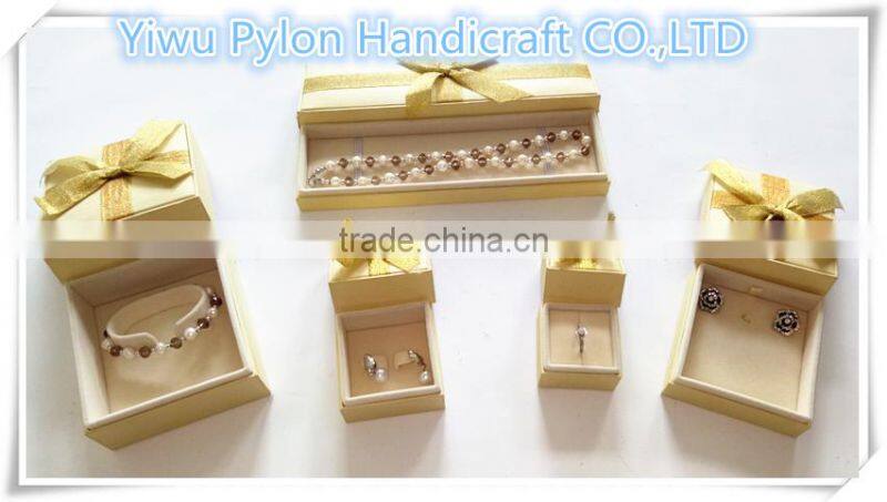 good quantity paper gift box