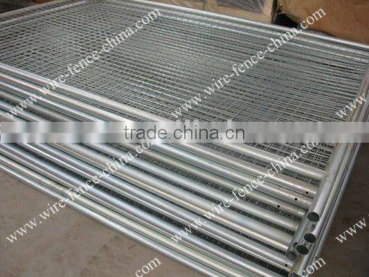 Out door orange painted crowd control for temp fence