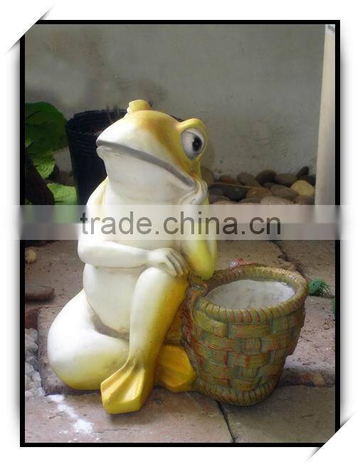 Home and garden animal decoration yellow garden frogs