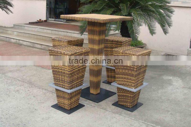Great Nice Outdoor Rattan Bar furniture Bar Stools With Padded