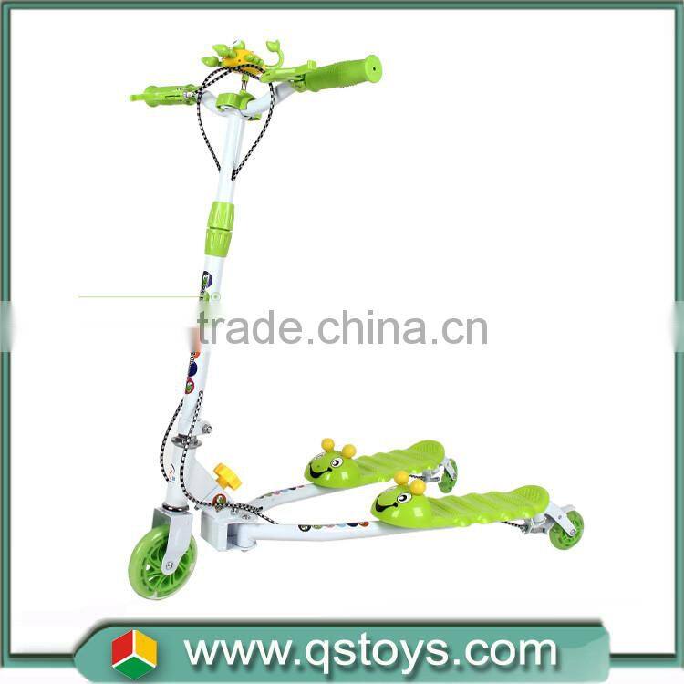 funny child frog scooter in China