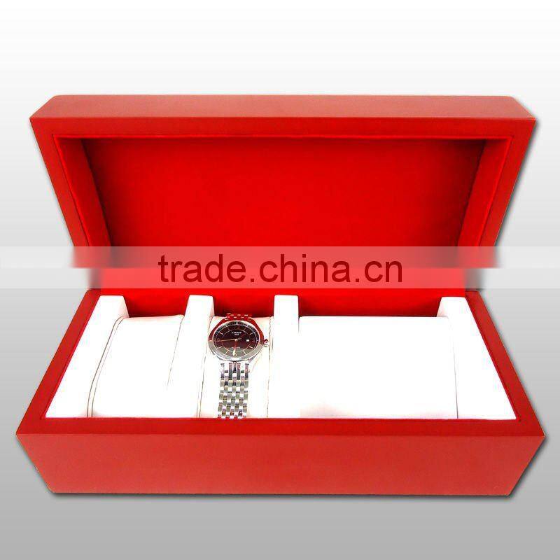Screen logo red paint velvet lining wooden watch box
