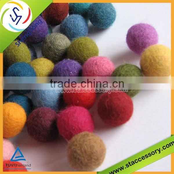 high quality wool felt ball/felt wool balls